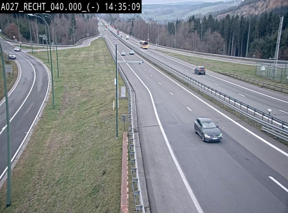 Webcam A27/E42 à hauteur de la sortie 13 Recht à proximité de Malmedy. Vue orientée vers Malmedy et Liège