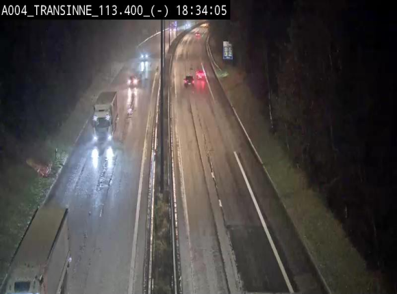 Caméra trafic E411 (A4) - Transinne direction Namur - BK 113.425