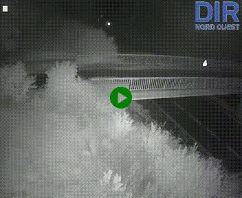 Webcam sur A84 à hauteur de Pont-Farcy, au niveau du pont autoroutier sur la Vire, au sud de Saint-Lô