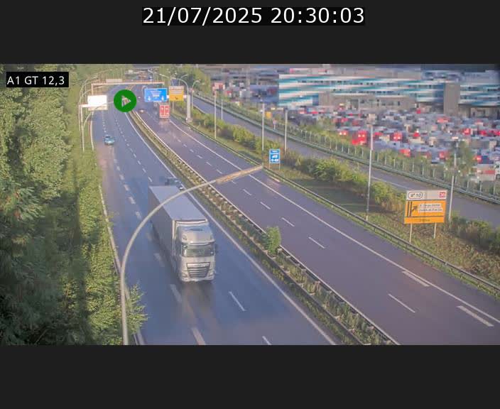 Traffic live webcam Luxembourg Senningerberg - A1 direction Allemagne - BK 12.3