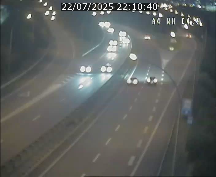 Traffic live webcam Luxembourg Leudelange - A4 - BK 4.9 - direction Luxembourg