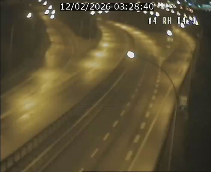 Traffic live webcam Luxembourg Leudelange - A4 - BK 4.9 - direction Luxembourg