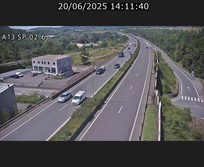 Traffic live webcam Luxembourg Sanem - A13 direction Pétange - BK 2.6