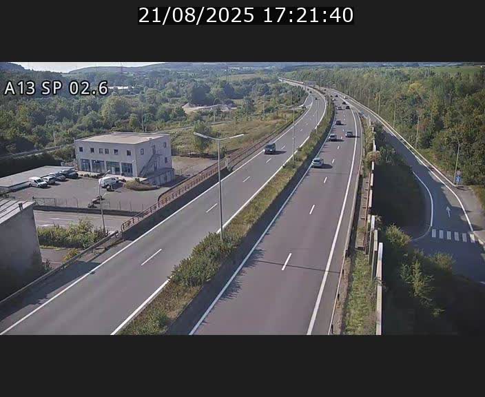 Traffic live webcam Luxembourg Sanem - A13 direction Pétange - BK 2.6