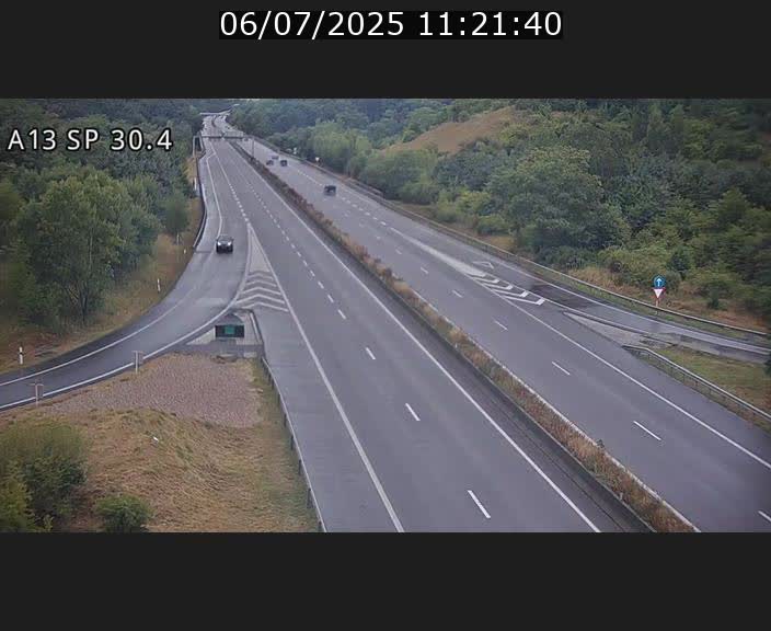 Traffic live webcam Luxembourg Altwies - A13 direction Luxembourg-ville - BK 30.4