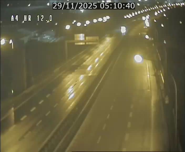 Traffic live webcam Luxembourg Jonction Foetz - A4 - BK 12.0 - direction Esch sur Alzette