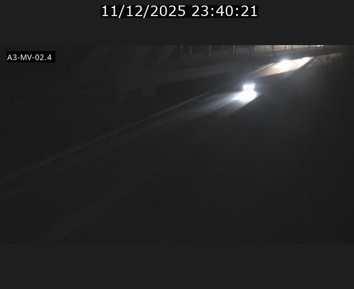 Webcam autoroute de la France (A3) au Luxembourg à Fentange, à proximité de la Croix de Gasperich. Vue orientée vers la Cloche d'Or