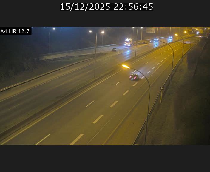 Traffic live webcam Luxembourg Esch sur Alzette - A4 - BK 12.7 - direction Esch-Belval