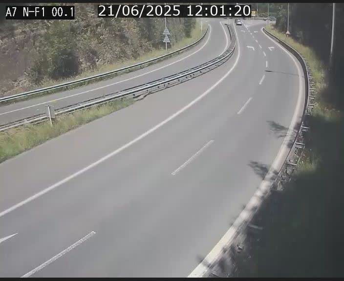 Webcam autoroute Luxembourg A7 située dans la sortie 1 Waldhof, vers la N11, avant le Tunnel Stafelter