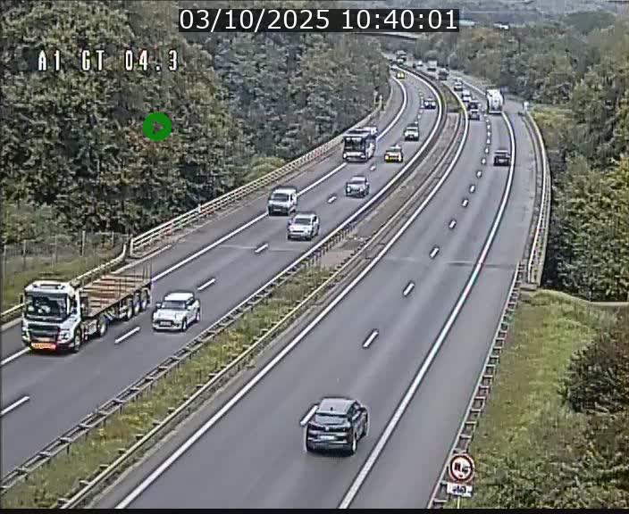 Traffic live webcam Luxembourg Itzig - A1 direction Sandweiler - BK 4.3