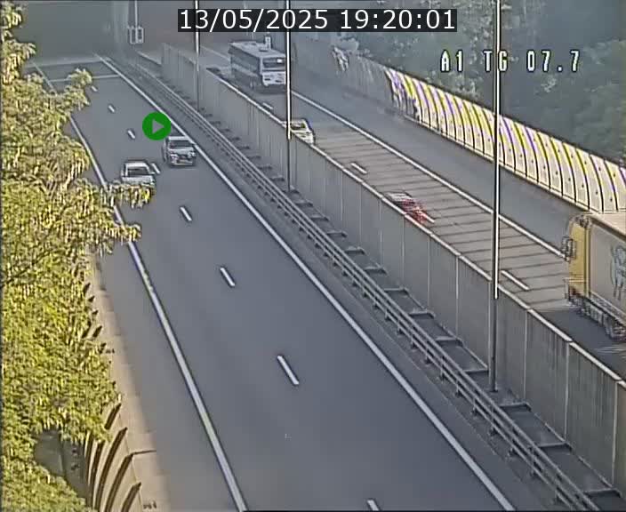 Traffic live webcam Luxembourg Kirchberg - A1 direction Luxembourg-ville - BK 7.7