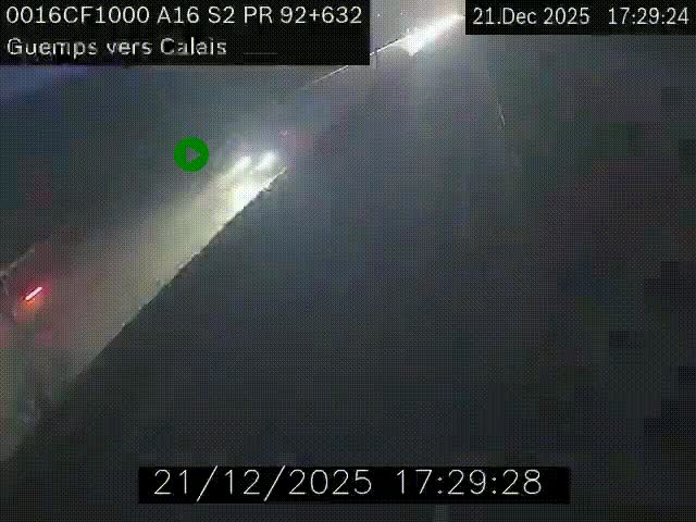 Webcam A16 juste après l'aire de repos d'Offekerque à Guemps. Vue orientée vers Calais
