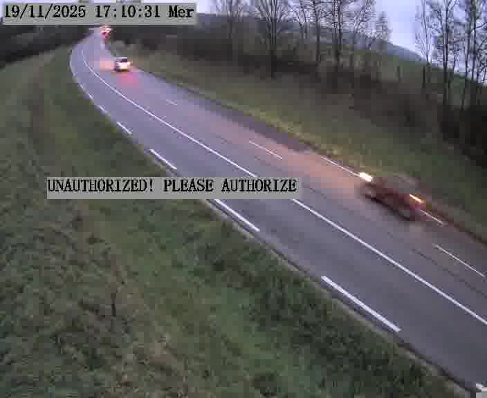 Webcam installée le long de D955 (France) à Amelécourt, pointée vers Metz, utile pour suivre précisément les conditions de trafic.