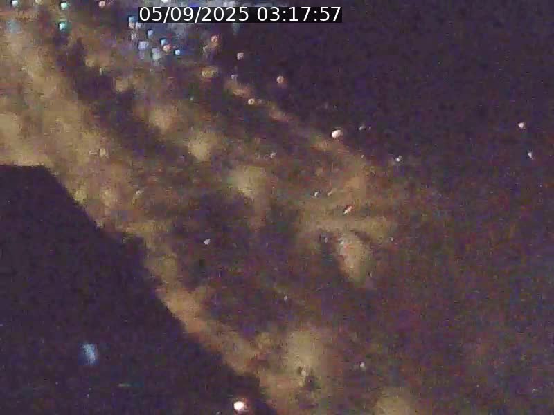 Webcam sur l'avenue John Fitzgerald Kennedy (N51) avec vue sur le Pont rouge (Pont Grande Duchesse Charlotte), l'arrêt Pfaffenthal et l'entrée du quartier Kirchberg