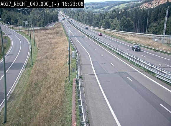 Webcam A27/E42 à hauteur de la sortie 13 Recht à proximité de Malmedy. Vue orientée vers Malmedy et Liège
