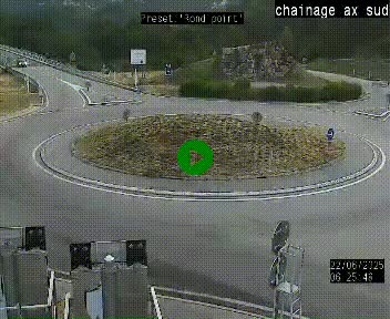 Webcam au nord d'Ax-les-Thermes au niveau de l'aire de chaînage de la N20. Vue orientée vers les Pyrénées, en direction de Pas de la Case