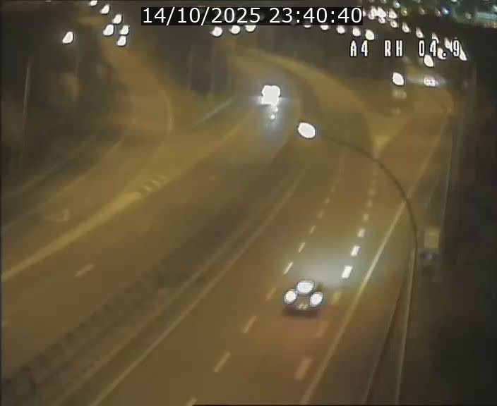 Traffic live webcam Luxembourg Leudelange - A4 - BK 4.9 - direction Luxembourg