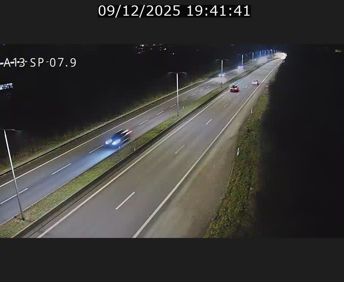 Traffic live webcam Luxembourg Jonction Lankelz - A13 direction Pétange - BK 7.9