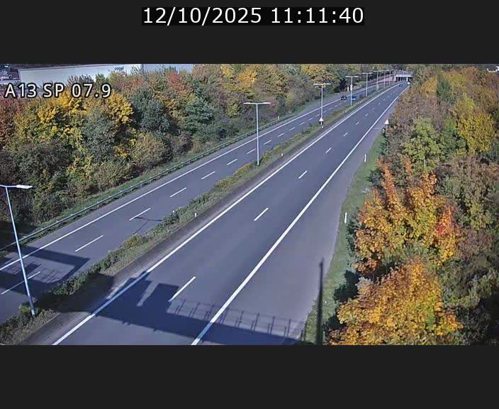 Traffic live webcam Luxembourg Jonction Lankelz - A13 direction Pétange - BK 7.9