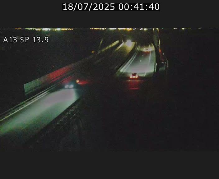 Traffic live webcam Luxembourg Kayl - A13 direction Esch-sur-Alzette/Luxembourg-ville - BK 13.9
