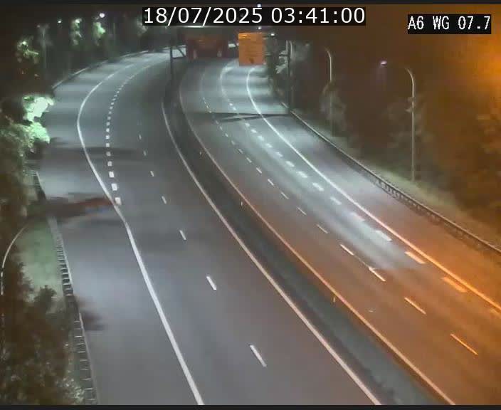 Traffic live webcam Luxembourg - Bridel - A6 - BK 7.7 - direction Belgique