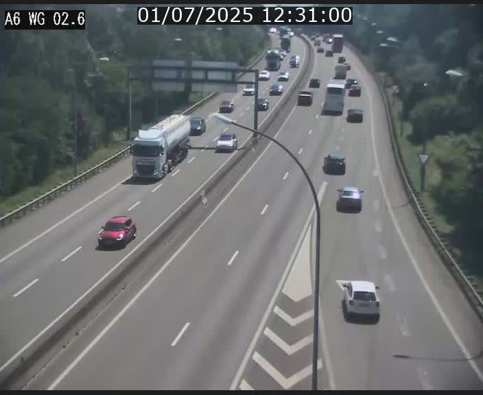 Traffic live webcam Luxembourg Croix de Cessange - A6 - BK 2.6 - direction France/Allemagne