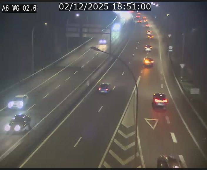 Traffic live webcam Luxembourg Croix de Cessange - A6 - BK 2.6 - direction France/Allemagne