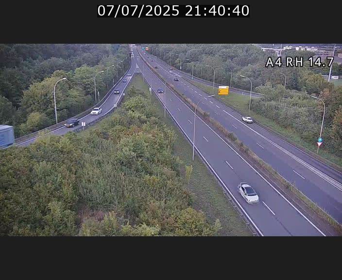 Traffic live webcam Luxembourg Jonction Lankelz - A4 - BK 14.7 - direction Luxembourg