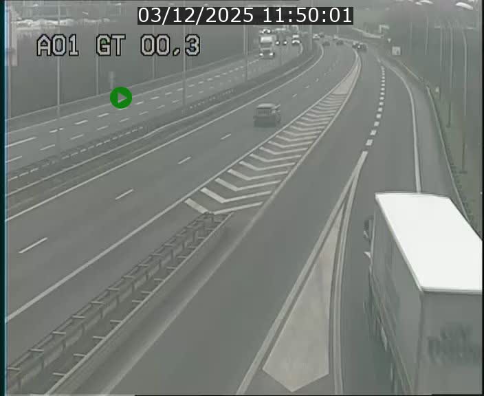 Traffic live webcam Luxembourg Croix de Gasperich - A1 direction Kirchberg - BK 0.3