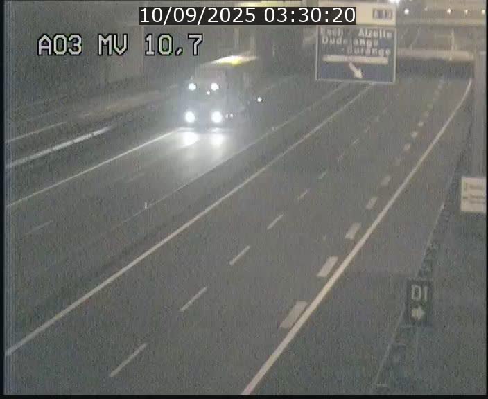 Traffic live webcam Luxembourg Croix de Bettembourg - A3 - BK 10.7 - direction France