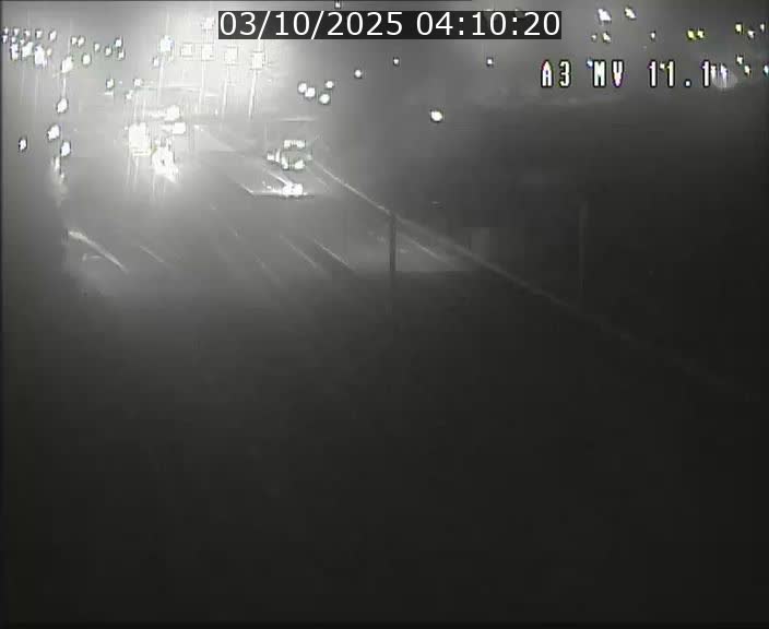 Traffic live webcam Luxembourg Croix de Bettembourg A3 - BK 11.1 - direction Luxembourg-ville