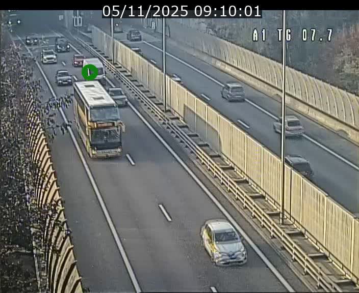 Traffic live webcam Luxembourg Kirchberg - A1 direction Luxembourg-ville - BK 7.7