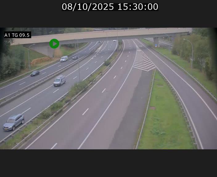Traffic live webcam Luxembourg Jonction Grünewald - A1 direction Luxembourg-ville - BK 9.5