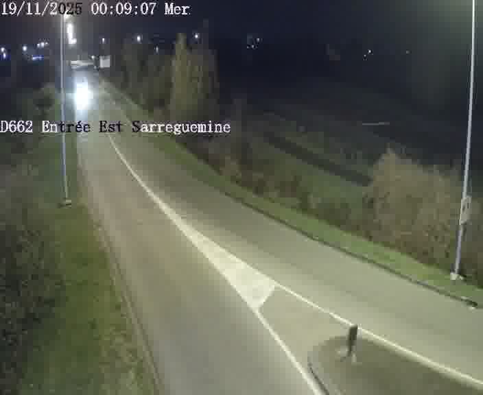 Point de vue trafic déployé sur D662 (France) à Sarreguemines, regardant vers Sarreguemines, aidant conducteurs et services à anticiper les flux.