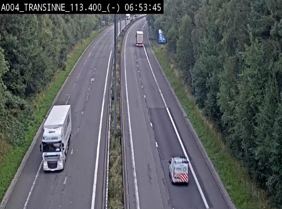 Caméra trafic E411 (A4) - Transinne direction Namur - BK 113.425