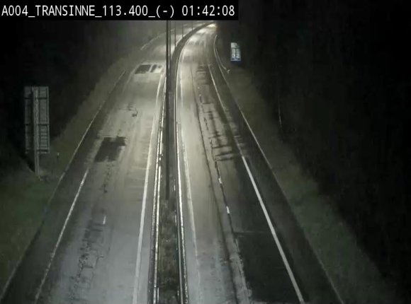 Caméra trafic E411 (A4) - Transinne direction Namur - BK 113.425