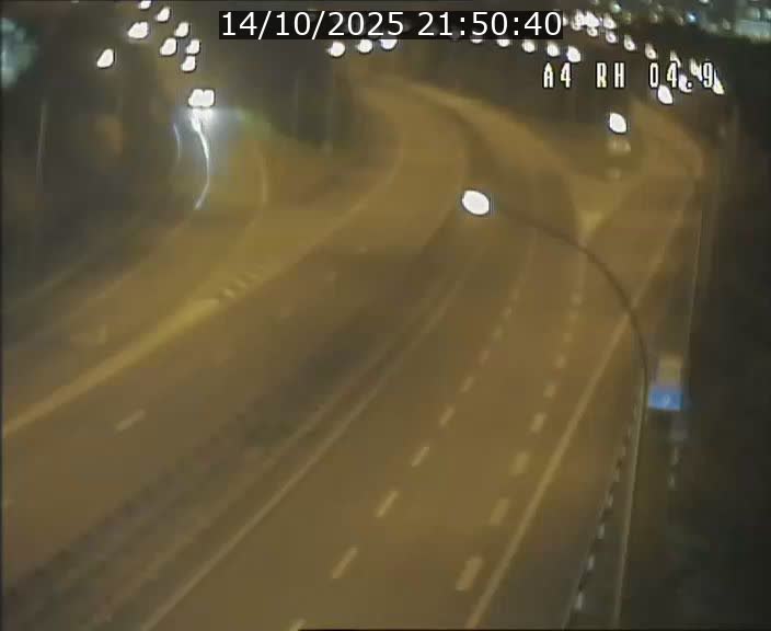 Traffic live webcam Luxembourg Leudelange - A4 - BK 4.9 - direction Luxembourg
