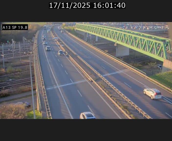 Traffic live webcam Luxembourg Croix de Bettembourg - A13 direction Esch-sur-Alzette - BK 19.8