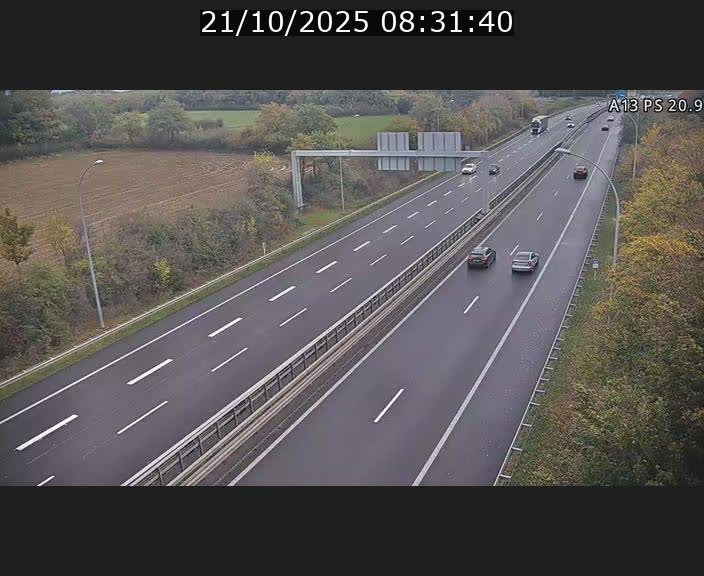 Traffic live webcam Luxembourg Croix de Bettembourg, rond-point d'Hellange - A13 direction Allemagne - BK 20.9