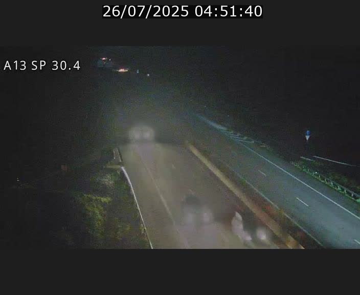 Traffic live webcam Luxembourg Altwies - A13 direction Luxembourg-ville - BK 30.4