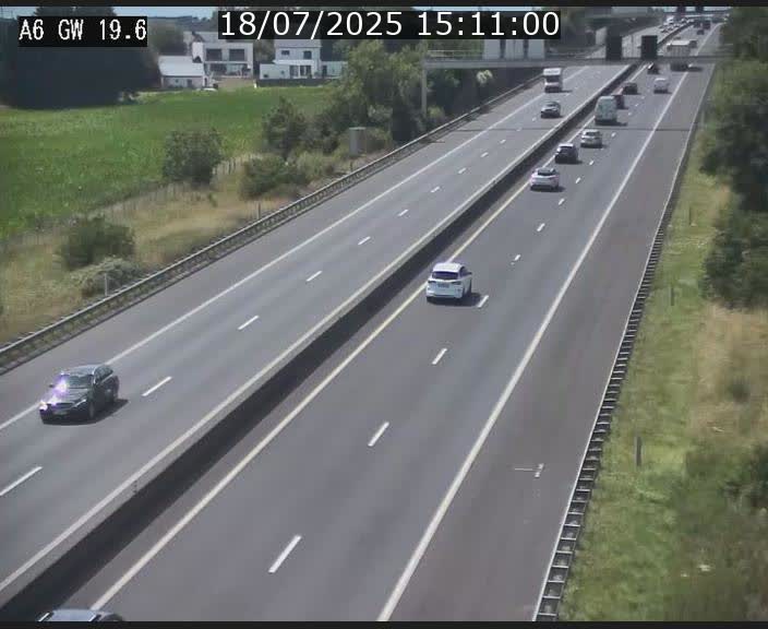 Traffic live webcam Luxembourg - Steinfort - A6 - BK 19.6 - direction Belgique