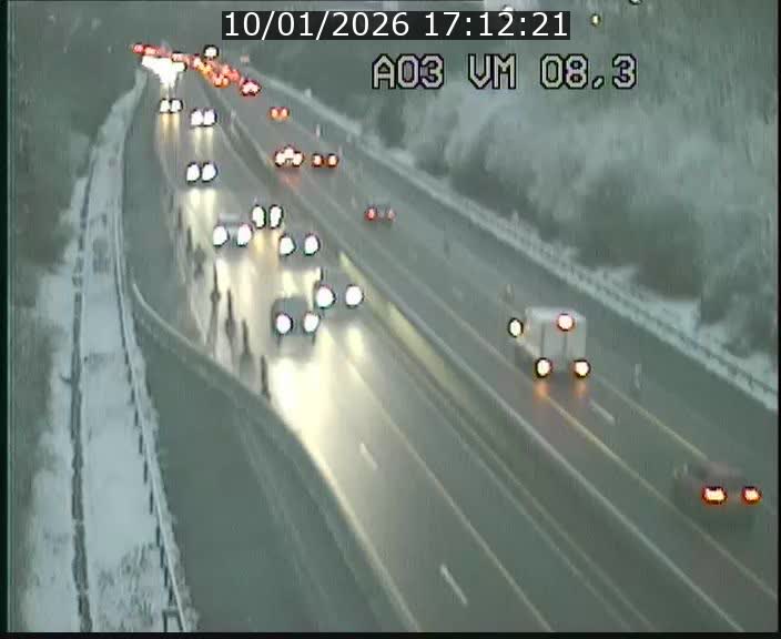 Traffic live webcam Luxembourg Bettembourg - A3 - BK 8.3 - direction France