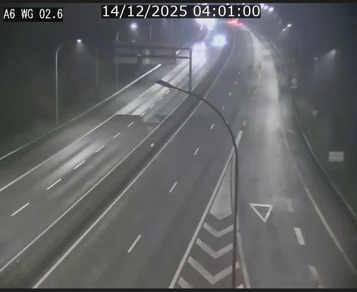 Traffic live webcam Luxembourg Croix de Cessange - A6 - BK 2.6 - direction France/Allemagne