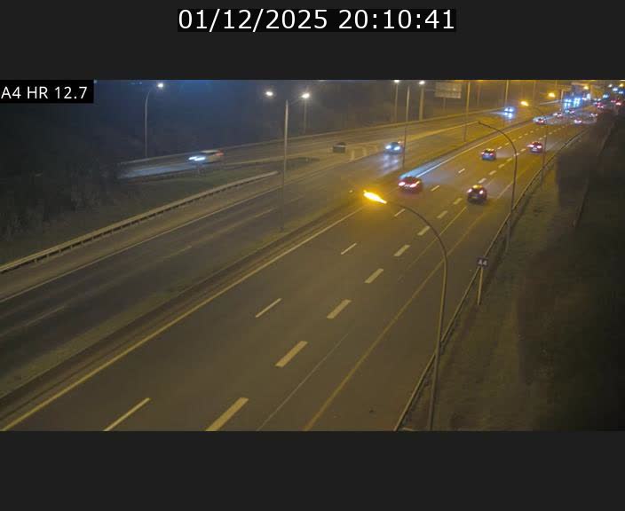 Traffic live webcam Luxembourg Esch sur Alzette - A4 - BK 12.7 - direction Esch-Belval