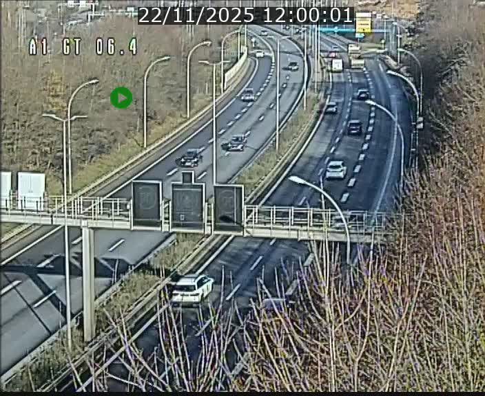 Traffic live webcam Luxembourg Hamm - A1 direction Sandweiler - BK 6.4