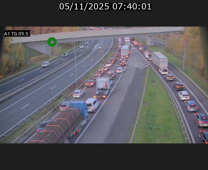 Traffic live webcam Luxembourg Jonction Grünewald - A1 direction Luxembourg-ville - BK 9.5