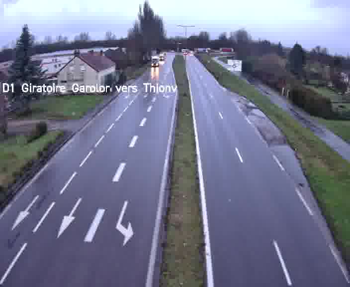 Webcam de surveillance sur D1 (France) à Ennery, cadrée vers Thionville, proposant une information routière utile aux déplacements quotidiens.