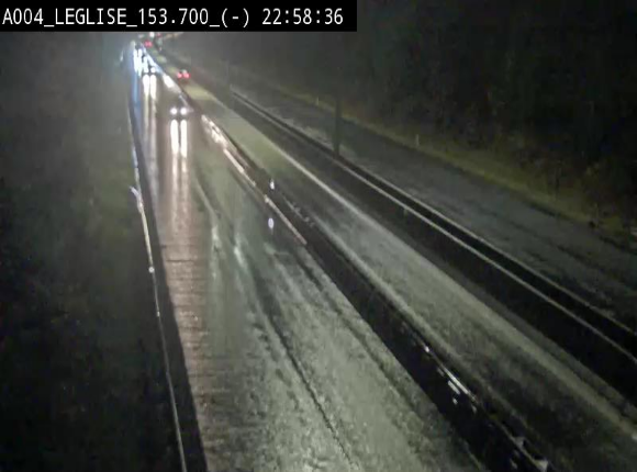 Webcam autoroute A4 (E411-E25) à Léglise, avant la jonction avec la N40. Vue orientée vers Bruxelles