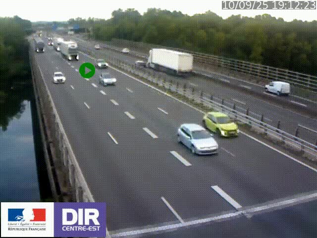 Caméra trafic à la jonction entre l'A46 (Rocade-est de Lyon) et l'A42 à hauteur de Vault-en-Velin en direction de Marseille