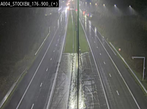 Webcam au-dessus de l'E411 sur la N83 à hauteur de la sortie Stockem. Vue orientée vers Arlon